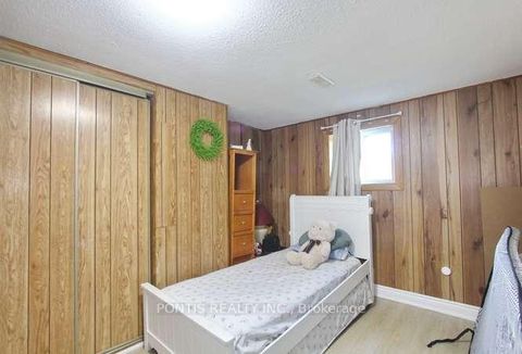 Photo 21 at 7292 Sills Road, Malton, Mississauga