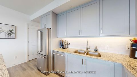 Photo 13 at 1103 - 20 Gatineau Drive, Beverley Glen, Vaughan