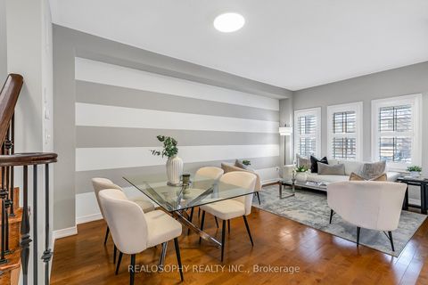 Photo 5 at 284 Bilbrough Street, Bayview Northeast, Aurora