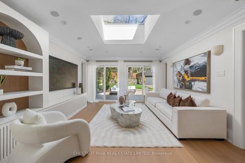 Photo 14 at 35 Weybourne Crescent, Lawrence Park South, Toronto