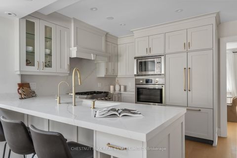 Photo 21 at 35 Weybourne Crescent, Lawrence Park South, Toronto