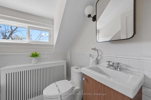 Photo 34 at 35 Weybourne Crescent, Lawrence Park South, Toronto