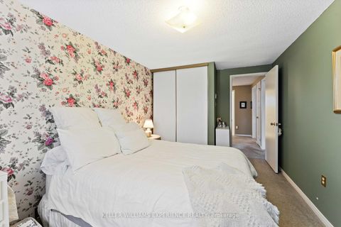 Photo 18 at 15 Pheasant Trail, Ardagh, Barrie