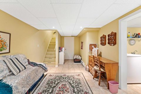 Photo 20 at 15 Pheasant Trail, Ardagh, Barrie