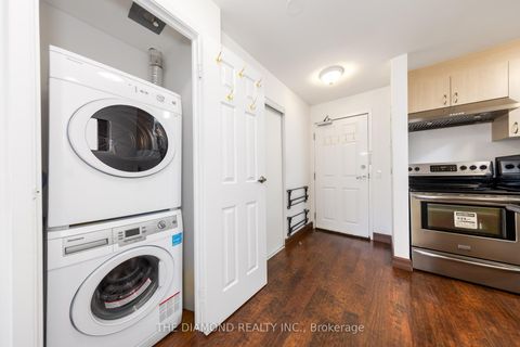 Photo 6 at PH 5 - 15 Maplewood Avenue, Cedarvale, Toronto