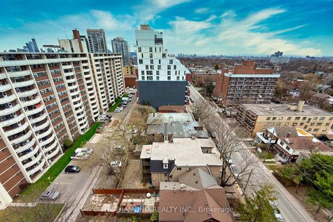 Photo 25 at PH 5 - 15 Maplewood Avenue, Cedarvale, Toronto