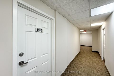 Photo 26 at PH 5 - 15 Maplewood Avenue, Cedarvale, Toronto