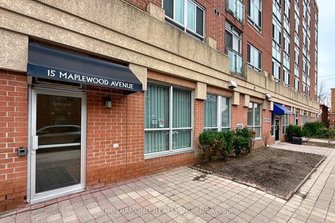 Photo 28 at PH 5 - 15 Maplewood Avenue, Cedarvale, Toronto