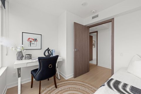 Photo 9 at 2015 - 17 Bathurst Street, Waterfront Communities C1, Toronto