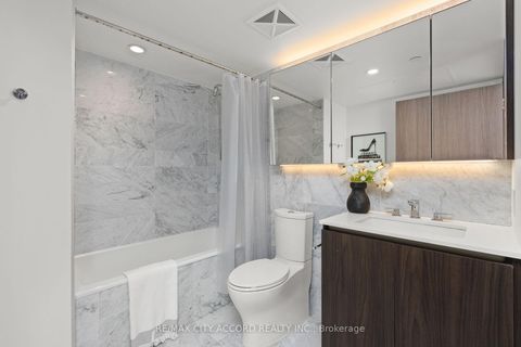 Photo 17 at 2015 - 17 Bathurst Street, Waterfront Communities C1, Toronto