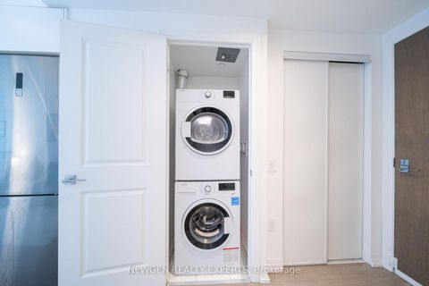 Photo 4 at 1624 - 251 Jarvis Street, Moss Park, Toronto