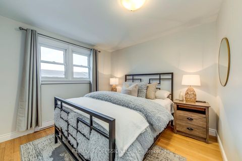 Photo 25 at 18 - 17 Centennial Park Road, West Deane, Toronto