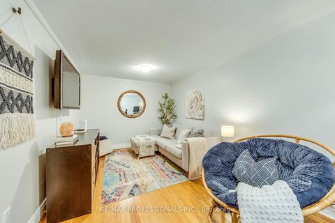 Photo 34 at 18 - 17 Centennial Park Road, West Deane, Toronto