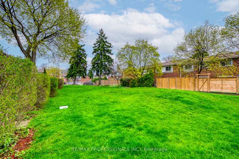 Photo 46 at 18 - 17 Centennial Park Road, West Deane, Toronto