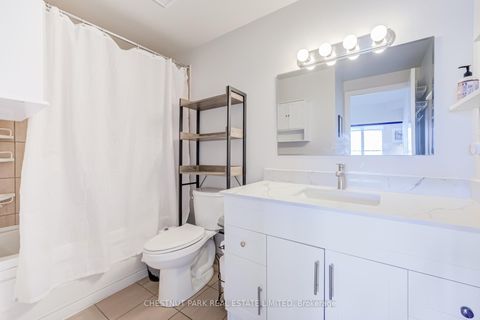 Photo 17 at 914 - 168 King Street E, Moss Park, Toronto