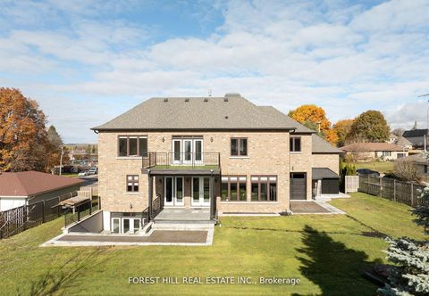 Photo 46 at 39 Patricia Drive E, King City, King