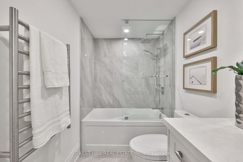 Photo 19 at 115 - 349 St Clair Avenue W, Casa Loma, Toronto
