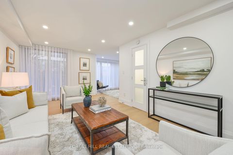 Photo 20 at 115 - 349 St Clair Avenue W, Casa Loma, Toronto