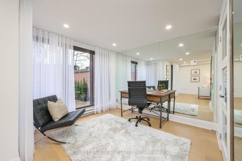 Photo 22 at 115 - 349 St Clair Avenue W, Casa Loma, Toronto