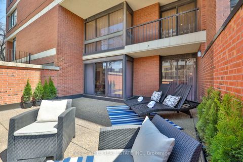 Photo 26 at 115 - 349 St Clair Avenue W, Casa Loma, Toronto