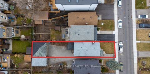 Photo 20 at 39 Lanark Avenue, Oakwood Village, Toronto