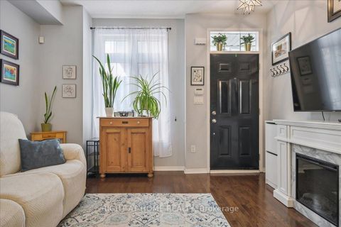 Photo 3 at TH 2 - 101 The Queensway, Swansea, Toronto