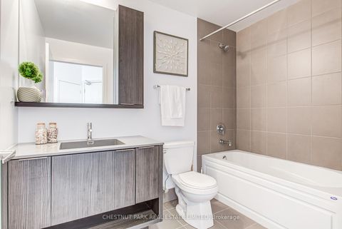 Photo 5 at 902 - 99 The Donway W, Don Mills, Toronto