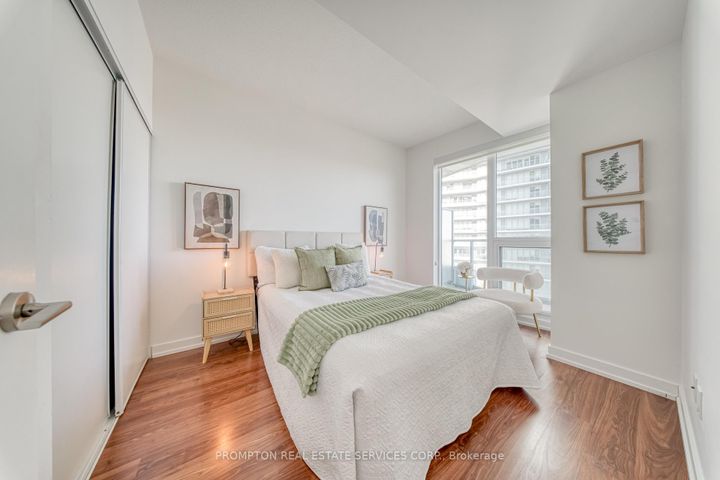 Photo 15 at 2507 - 115 McMahon Drive, Bayview Village, Toronto