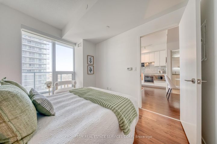 Photo 17 at 2507 - 115 McMahon Drive, Bayview Village, Toronto