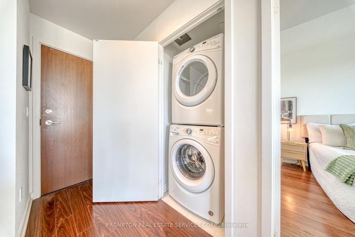 Photo 19 at 2507 - 115 McMahon Drive, Bayview Village, Toronto
