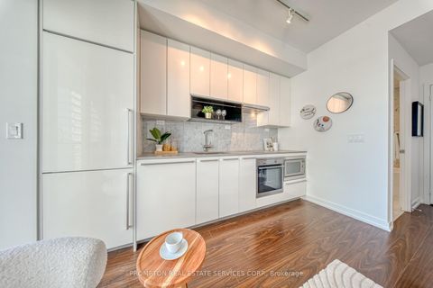 Photo 8 at 2507 - 115 McMahon Drive, Bayview Village, Toronto