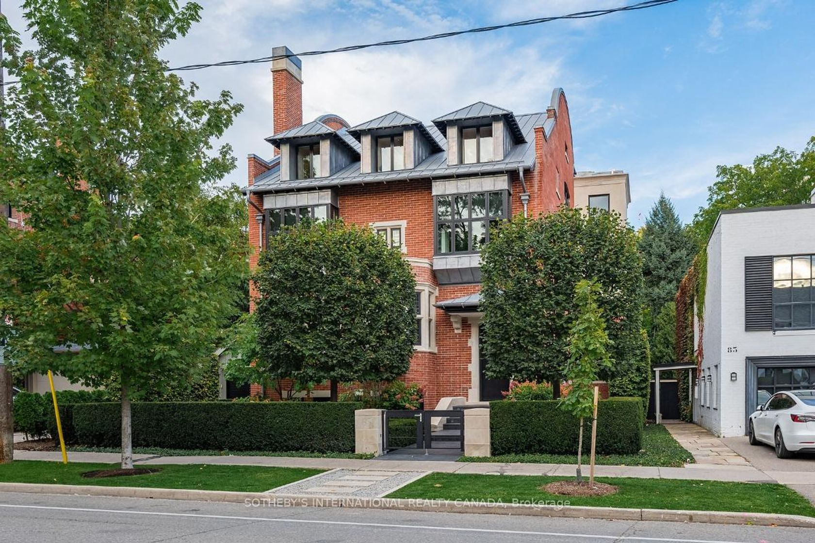3 - 85 Bedford Road, Annex, Toronto by Loree Meneguzzi Real Estate 3 - 85 Bedford Road, Annex, Toronto
