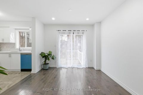 Photo 7 at 20 - 138 Homestead Road, West Hill, Toronto