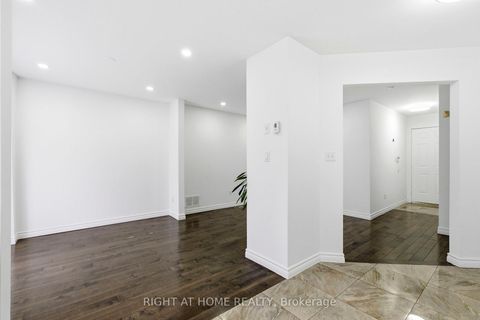 Photo 12 at 20 - 138 Homestead Road, West Hill, Toronto