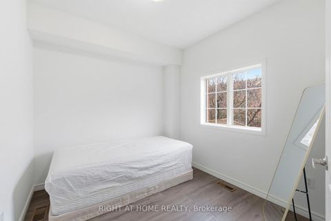 Photo 15 at 20 - 138 Homestead Road, West Hill, Toronto