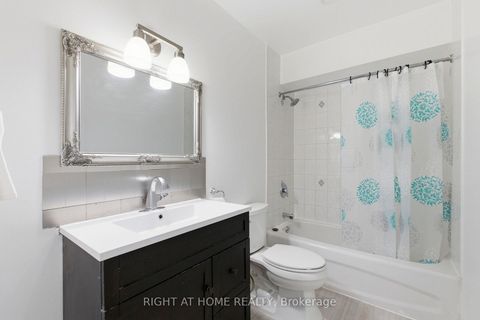 Photo 16 at 20 - 138 Homestead Road, West Hill, Toronto