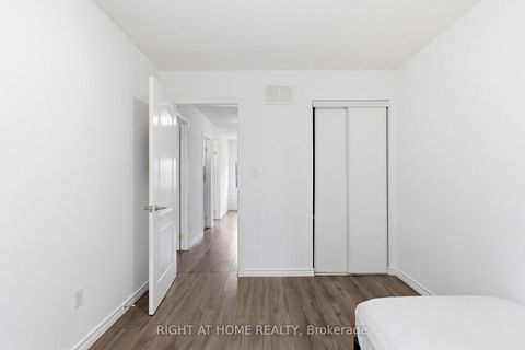 Photo 18 at 20 - 138 Homestead Road, West Hill, Toronto