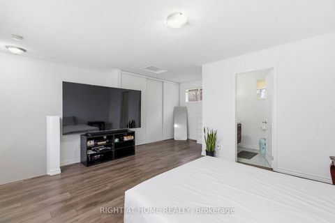 Photo 22 at 20 - 138 Homestead Road, West Hill, Toronto