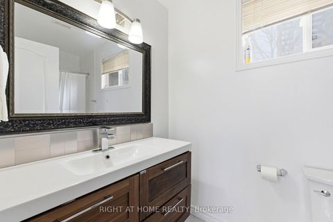 Photo 24 at 20 - 138 Homestead Road, West Hill, Toronto