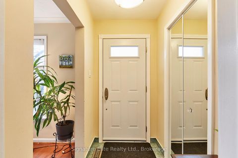 Photo 5 at 135 Toynbee Trail, Guildwood, Toronto
