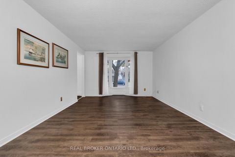 Photo 26 at 8 Maple Leaf Terrace, Cookstown, Innisfil