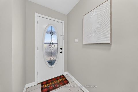 Photo 4 at 18 De Marco Boulevard, Rustic, Toronto