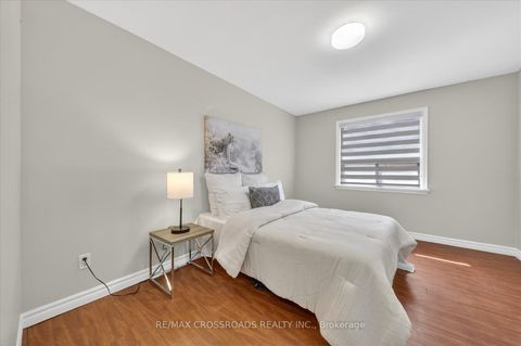 Photo 14 at 18 De Marco Boulevard, Rustic, Toronto
