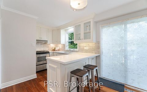 Photo 10 at 57 Stephen Drive, Queensway, Toronto