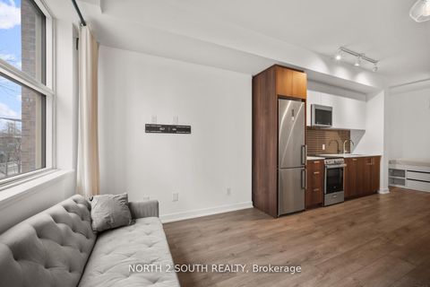 Photo 15 at 213 - 1787 St Clair Avenue W, Pellam Park, Toronto