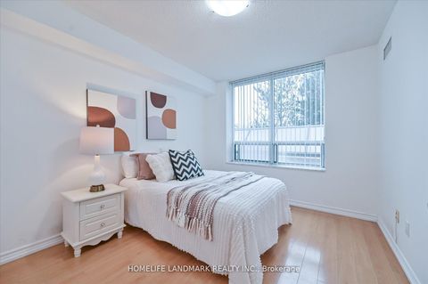Photo 16 at 206 - 18 Sommerset Way, Willowdale East, Toronto