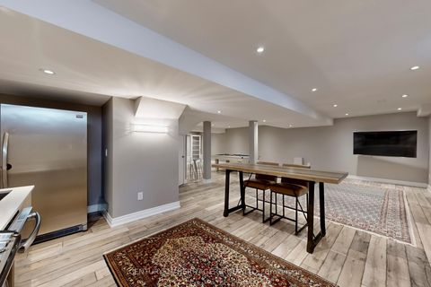 Photo 24 at 20 Altus Park Drive, Patterson, Vaughan