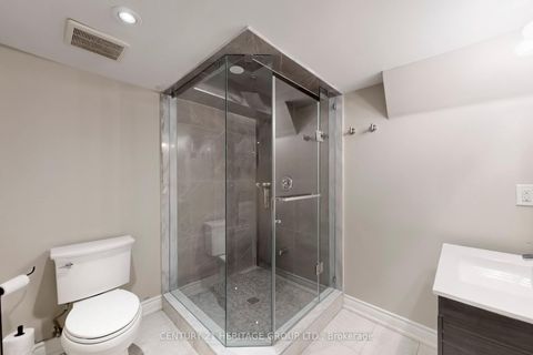 Photo 27 at 20 Altus Park Drive, Patterson, Vaughan