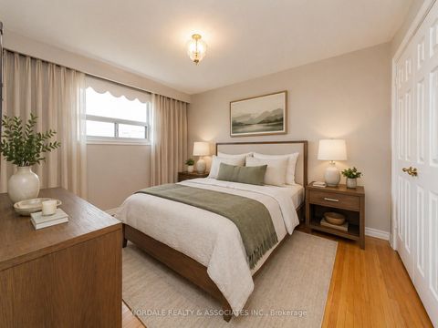Photo 14 at 288 Hullmar Drive, Black Creek, Toronto