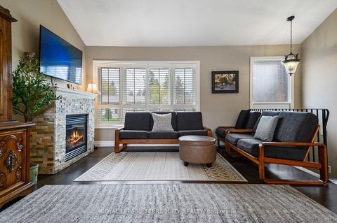 Photo 1 at 136 Strathburn Boulevard, Pelmo Park W5, Toronto